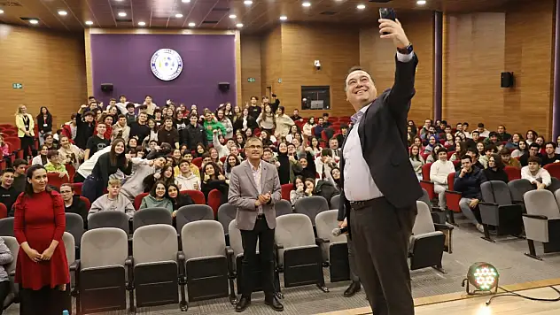 Binlerce ihtiyaç sahibi öğrenci için 6 bin TL destek sağlanacak