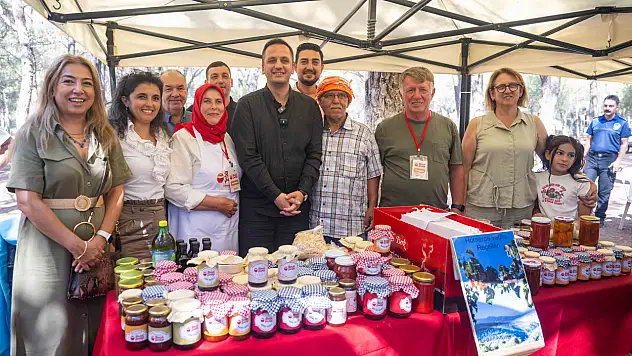 Bornova'da festival hazırlığı sürüyor
