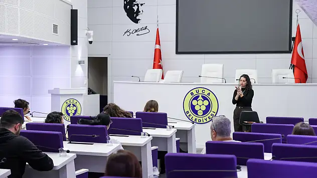 Buca Belediyesi personeline işaret dili eğitimi: Engelsiz hizmet için yeni adım