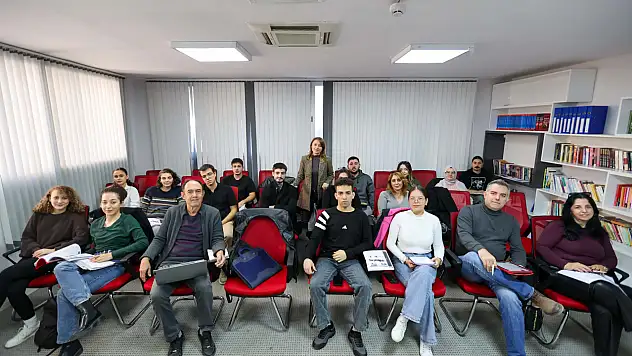 Buca'da Rusça öğrenme fırsatı