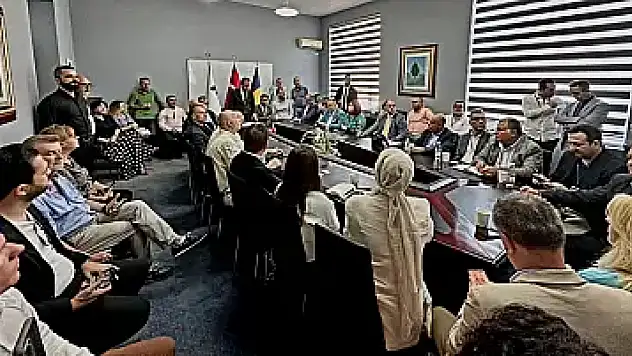 Bükreş'te iş forumu gerçekleştirildi