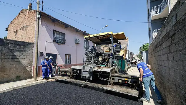 Büyükşehir'den Küçük Menderes hamlesi: 3 ayda 16 kilometre yol yenilendi