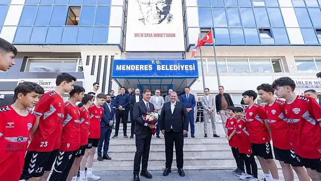 Cemil Tugay'dan Menderes'te birlik ve mücadele mesajı