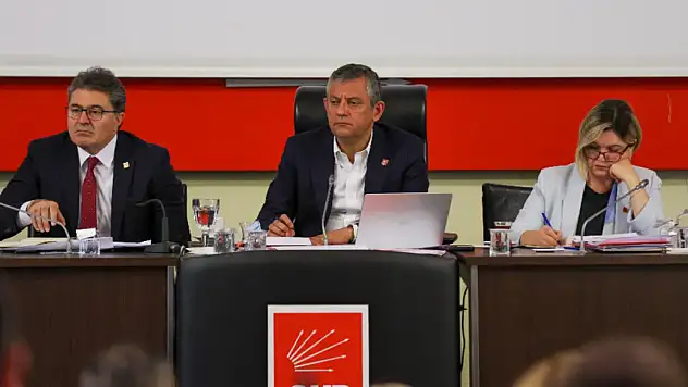 CHP 81 ilde sahaya iniyor: 'Asla durmayacağız, pes etmeyeceğiz'