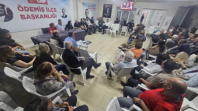 CHP Ödemiş'ten 'demokrasi nöbeti' çağrısı