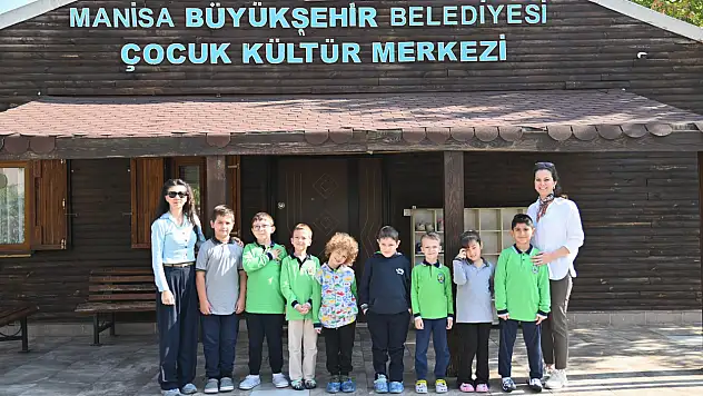 Çocuklar teknolojiyle tanışıyor, geleceğin yenilikçi bireyleri yetişiyor