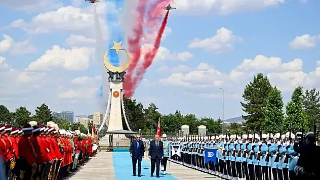 Cumhurbaşkanı Erdoğan, ABD Başkanı Trump'ı resmi törenle karşıladı