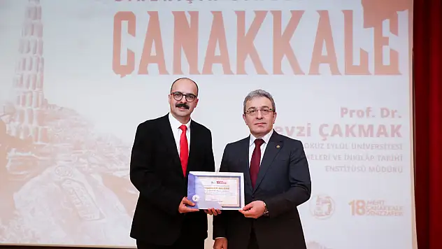 DEÜ'de 18 Mart anlamlı etkinliklerle anıldı