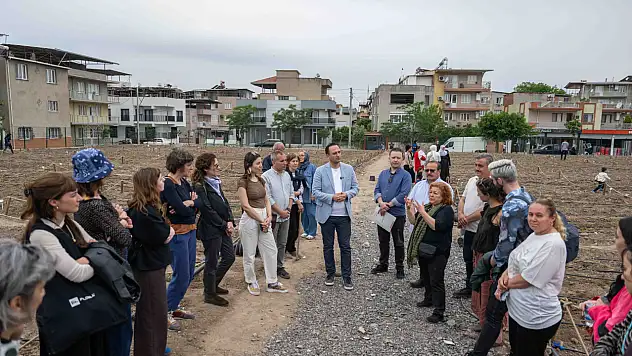 Dünya Bornova'nın üretim modelini inceledi