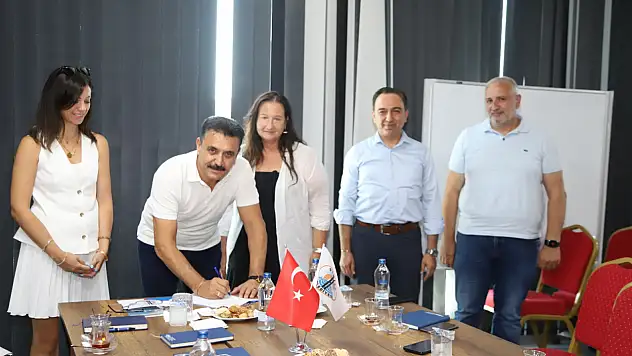 Ege'de Bir İlçede Temiz Enerji Devrimi: O Proje Resmen Başladı!