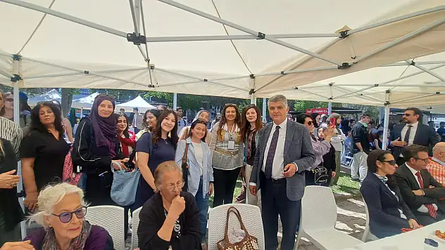 Ege Üniversitesinde Hıdırellez coşkusu kampüsü renklendirdi