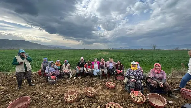  'EMEKÇİMİZİN HER DAİM YANINDAYIZ'