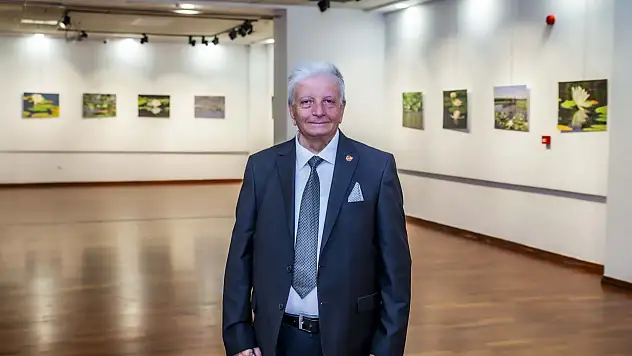 Esat Erçetingöz'ün 'Nilüfer Adası' sergisi sanatseverlerle buluştu