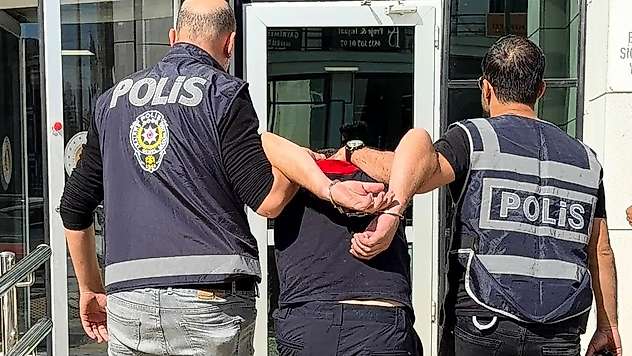 Eski sevgilisinin evini ateşe verdiği iddia edilen itfaiyeci tutuklandı