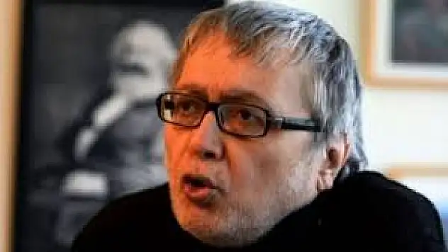 Gazeteci Hikmet Çetinkaya hayatını kaybetti