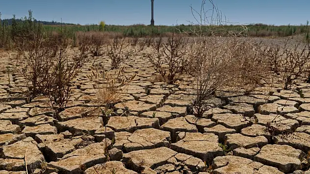 Gördes kurudu, Tahtalı kritik seviyede