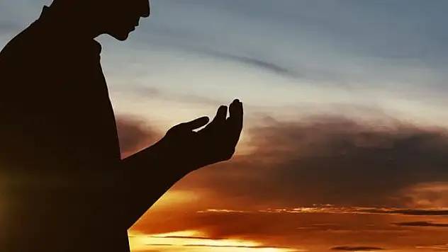 İç ferahlatan dualar gönüllere şifa oluyor