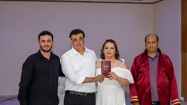 İşaret diliyle 'evet' dediler, mutluluklarına Büyükşehir tercüman oldu
