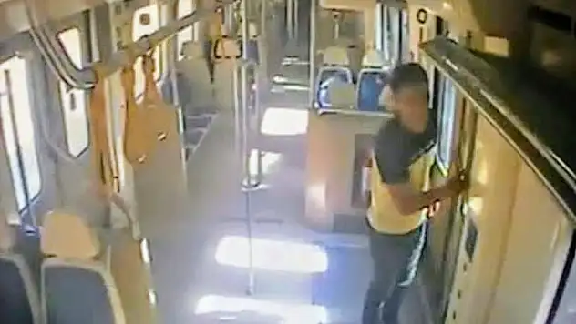 İZBAN canisi bayramda tahliye olmuş