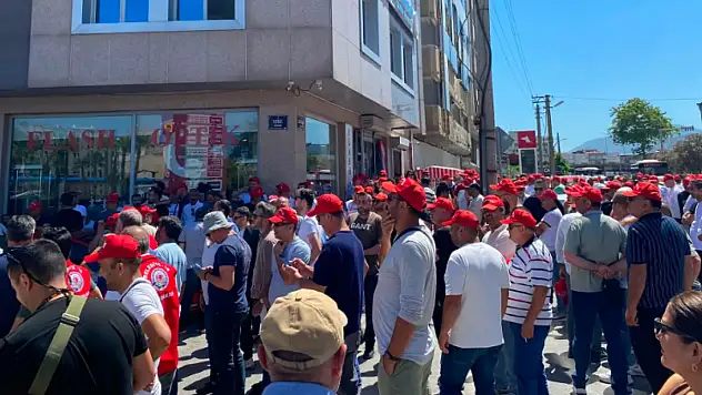 İzmir Büyükşehir Belediyesi'nde TİS krizi kritik zirveyle yeniden masada