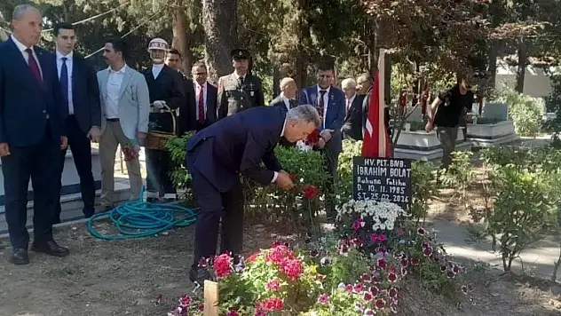 İzmir'de 15 Temmuz anması: Kadifekale Hava Şehitliği'nde anlamlı tören