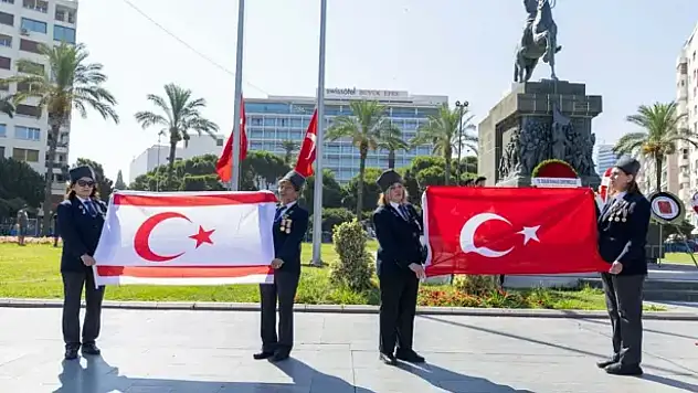 İzmir'de 20 Temmuz için tören düzenlendi