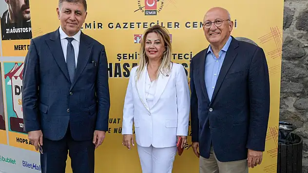 İzmir'de basın özgürlüğüne vurgu: 'Gerçeğin üstü örtülemez'
