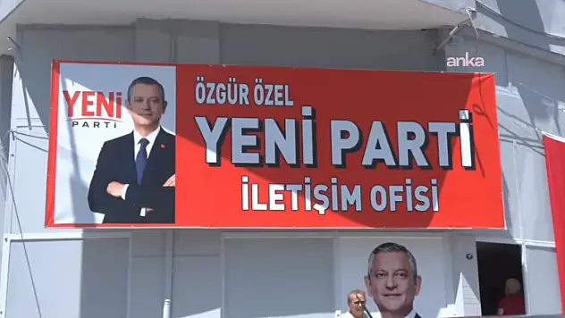 İzmir'de CHP'nin eski ağır topları YENİ Parti saflarında
