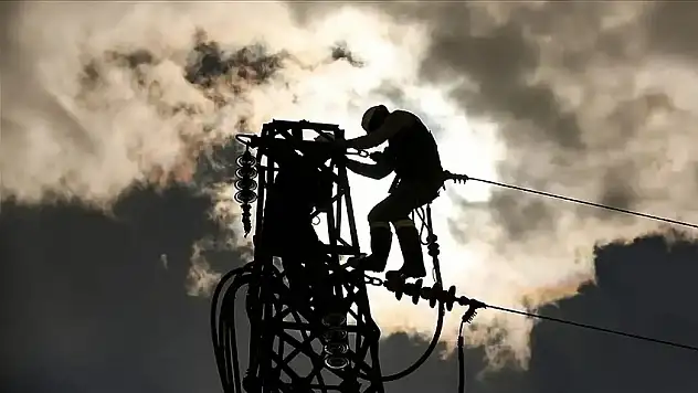 İzmir'de elektrik kesintisi: İlçe ilçe mahalleler ve saatler