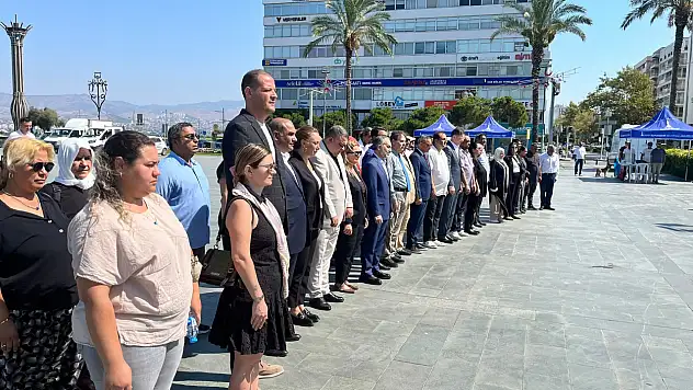 İzmir'de Roman Soykırımı unutulmadı