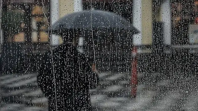 İzmir'de sıcak hava dalgasına ara