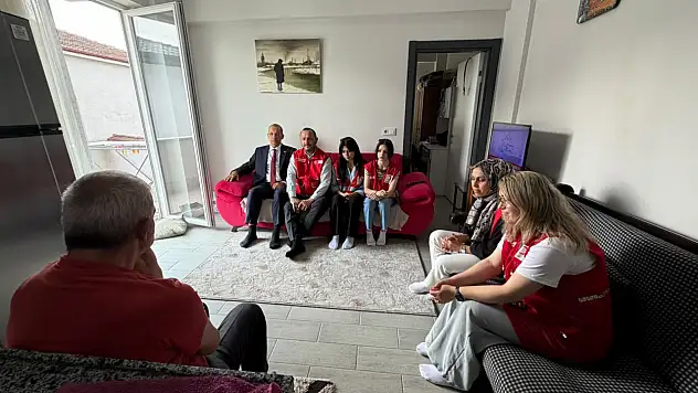 İzmir ile Akyazı arasında gönül köprüsü