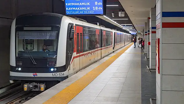 İzmir Metrosu'nda mobil erişim sorunu tarihe karıştı