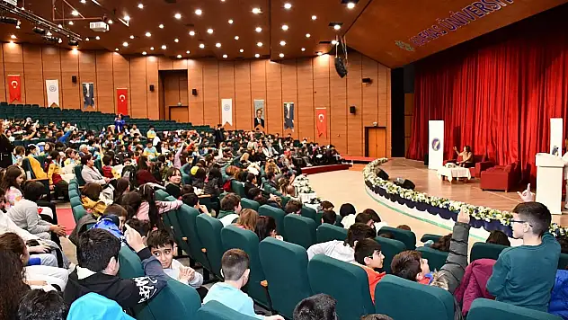 Kars'ta Uluslararası Mitoloji Film Festivali ve Kitap Fuarı