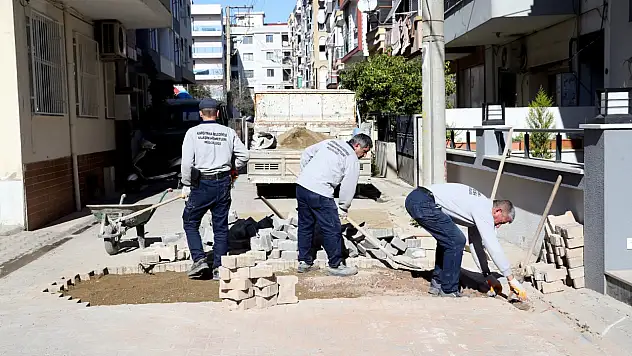 Karşıyaka'da değişim başladı: Yollar yenileniyor, Kent güzelleşiyor