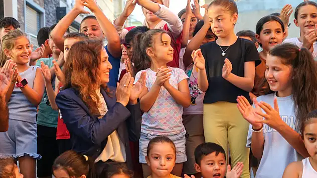 Karşıyaka'da sokaklar çocuklara kaldı