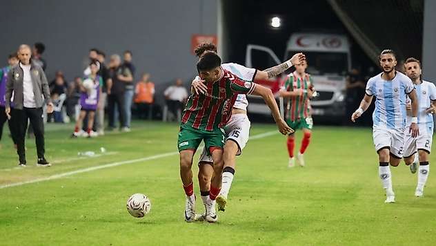 Karşıyaka sahasında 3 puanı tek golle aldı