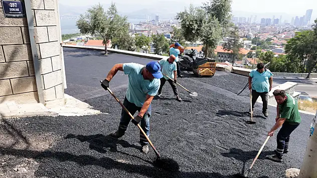 Konak'ta doğal gaz sonrası yollar yenileniyor
