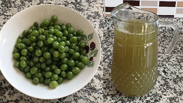 Koruk Suyu: Doğal Şifa Kaynağı ve Yazın Ferahlatan İçeceği