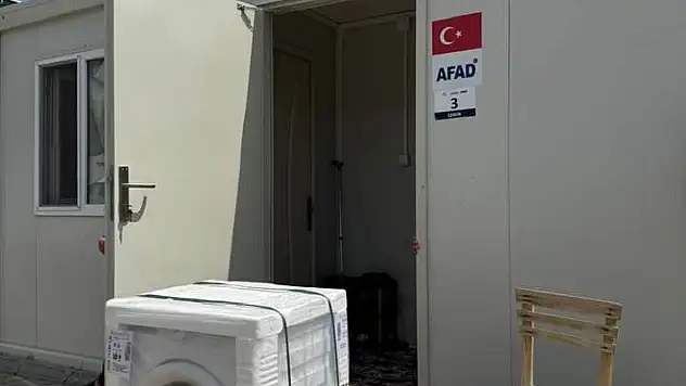 'Küllerinden Doğ Ödemiş' kampanyasıyla eşya desteği