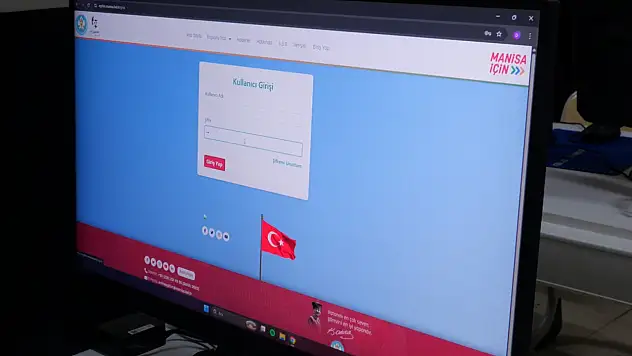 Manisa Büyükşehir Belediyesi'nden öğrencilere ücretsiz online eğitim desteği