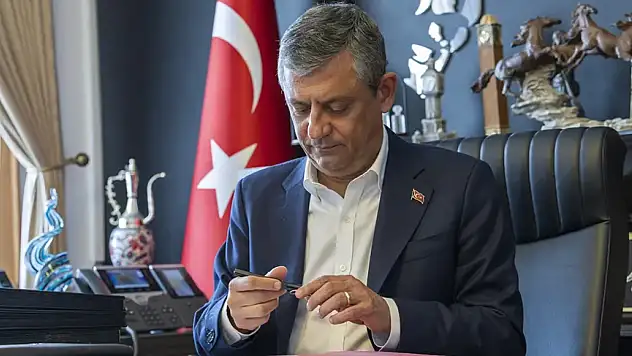 Meclis'te yeni ana muhalefet dönemi : CHP'den 91 vekil katıldı