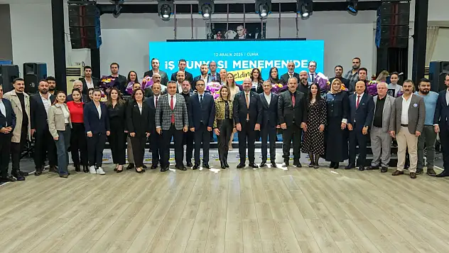 Menemen'de iş dünyası buluşmasıyla 25 bin kişiye istihdam