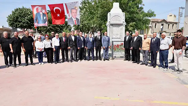 Menemen şehitlerini 107 yıl sonra andı