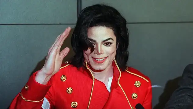 Michael Jackson'ın çorabı açık artırmada satıldı! İşte o çorap!