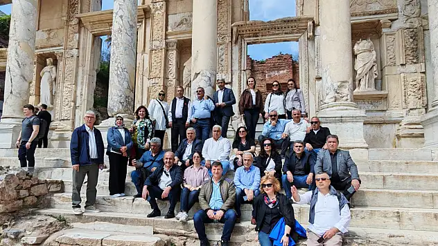 Muhtarlar Akademisi'ne anlamlı final: Selçuk'ta buluştular