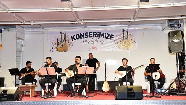 Müzik ve tiyatro sokaklara taşındı, mahallelerde festival havası esiyor