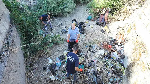 O İlçede Tüm Ekipler Sahada: Mahalle Mahalle Temizlik ve Bakım Seferberliği