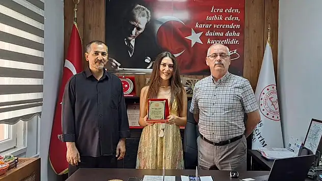 Ödemiş İlçe Milli Eğitim Müdürlüğü'nden Selma Hezer'e veda mesajı