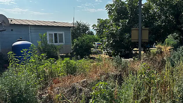 Ödemiş'te Aile İçi Şiddet Faciası: Baba Yaralandı, Oğul Hayatına Son Verdi